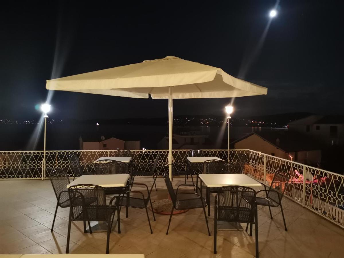 דונג'י סגט Villa Kairos מראה חיצוני תמונה