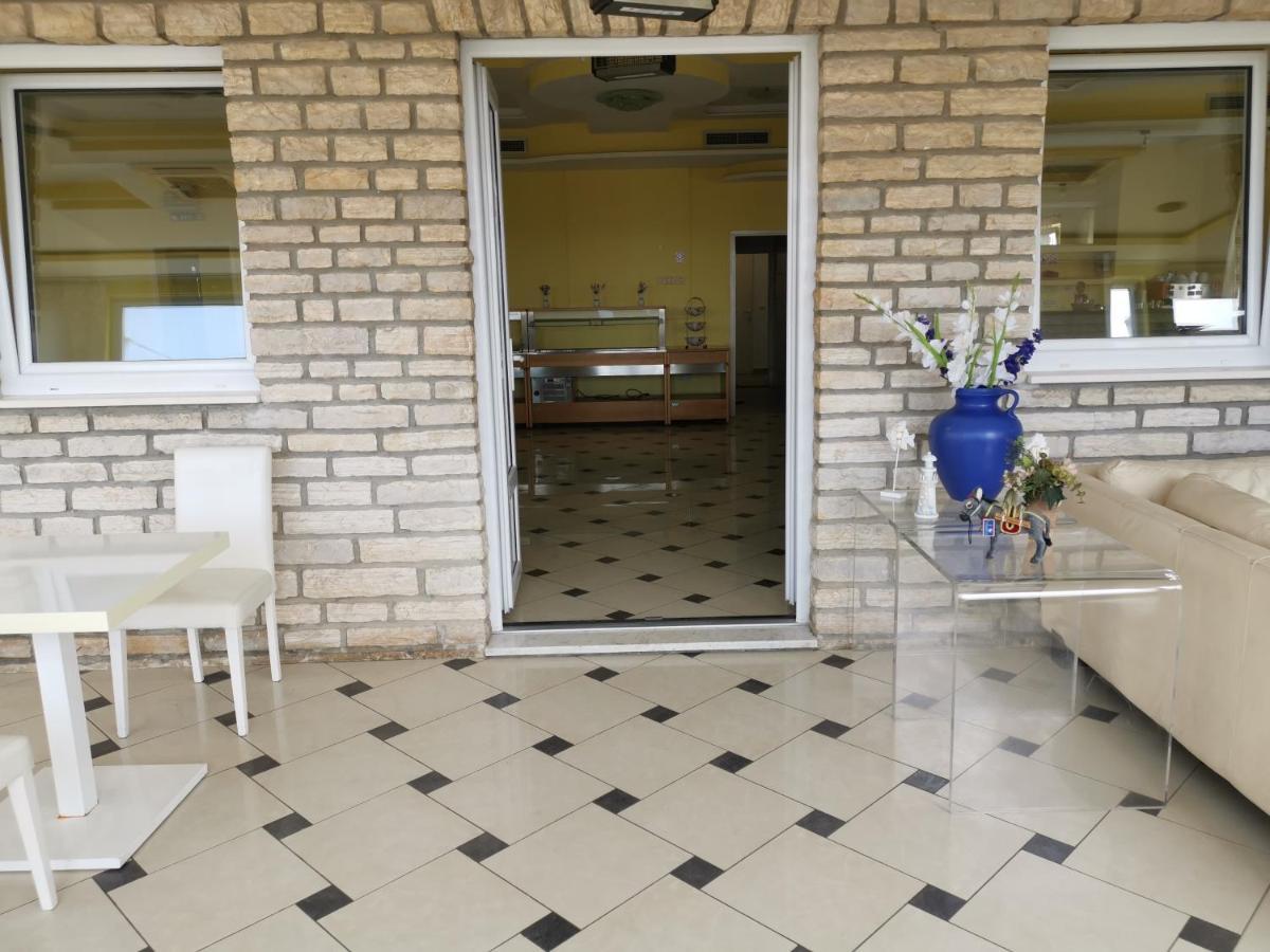 דונג'י סגט Villa Kairos מראה חיצוני תמונה